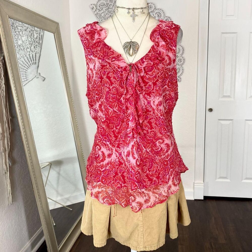 I.C.E 100% silk Early 2000's Pink Red Frilly Ruffle Silk Beaded Camisole Top L
